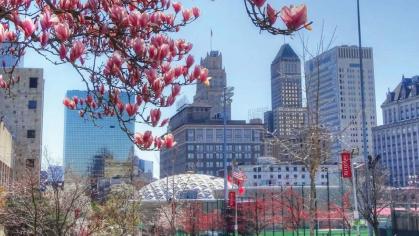 Rutgers–Newark Golden Dome Athletic Center and city skyline